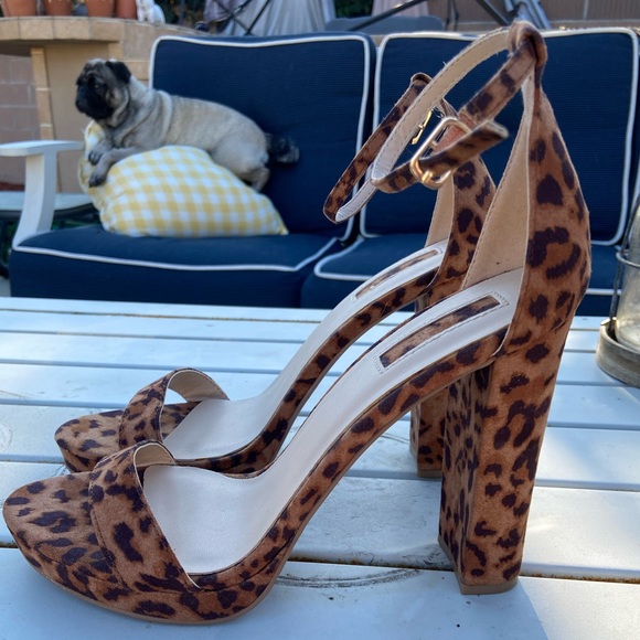 Forever 21 cheetah print high heels - Picture 3 of 5